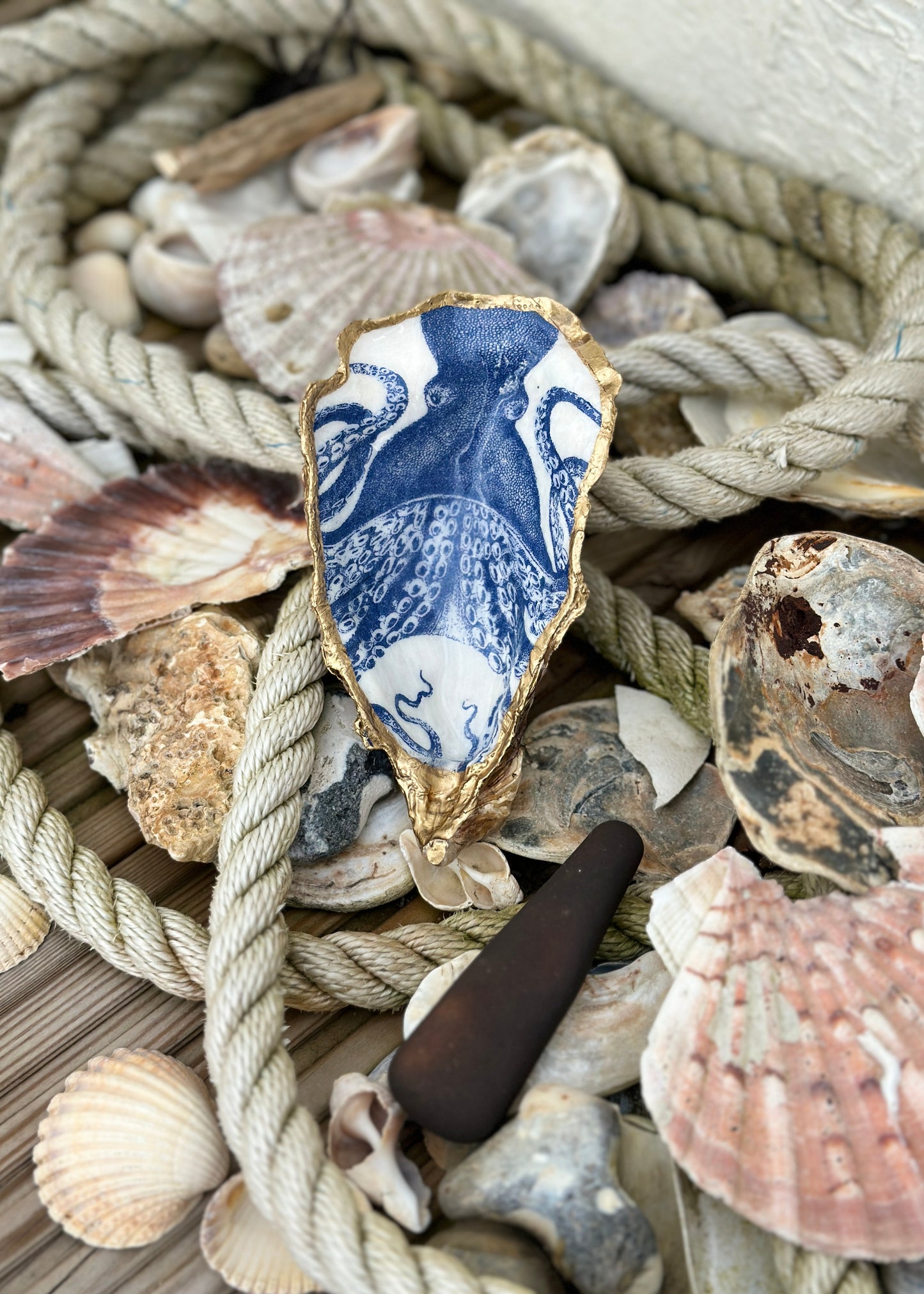 The Grumpy Octopus Oyster Shell